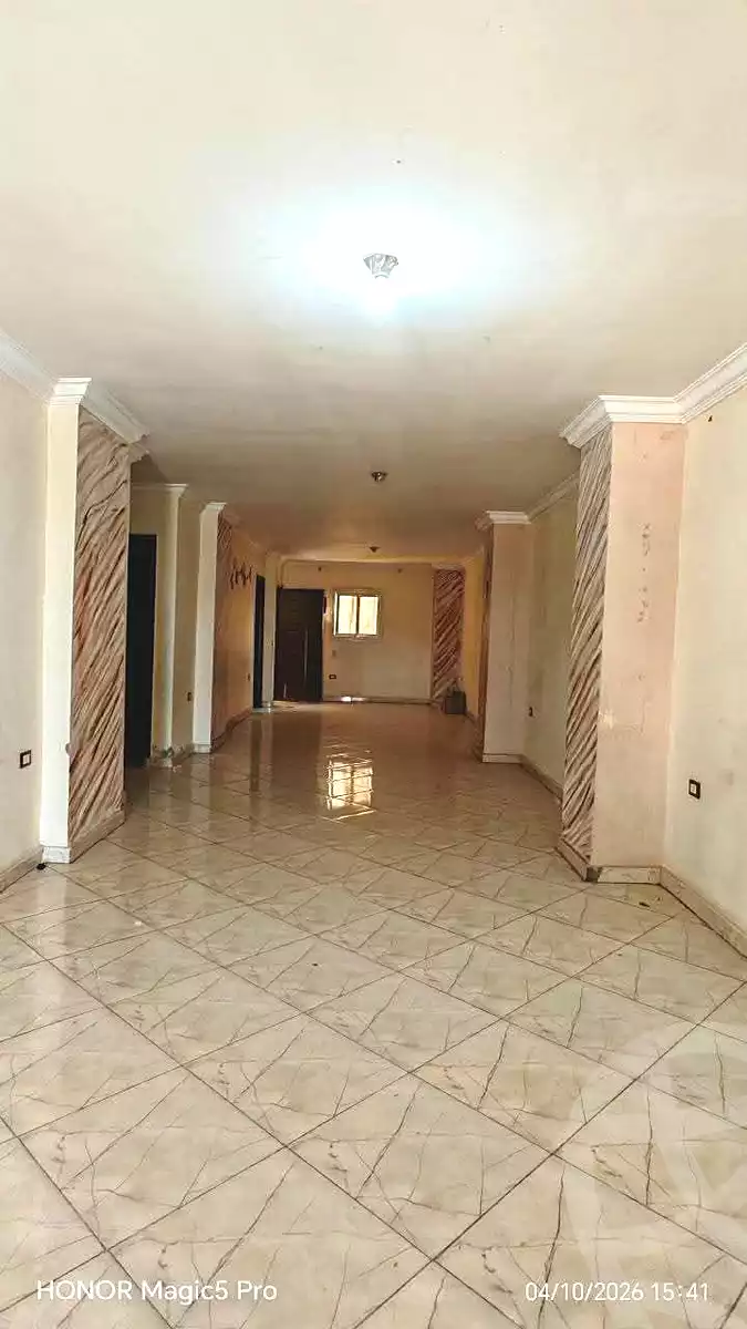 https://aqarmap.com.eg/ar/listing/7342070-for-rent-cairo-helwan-ahmed-enci-st
