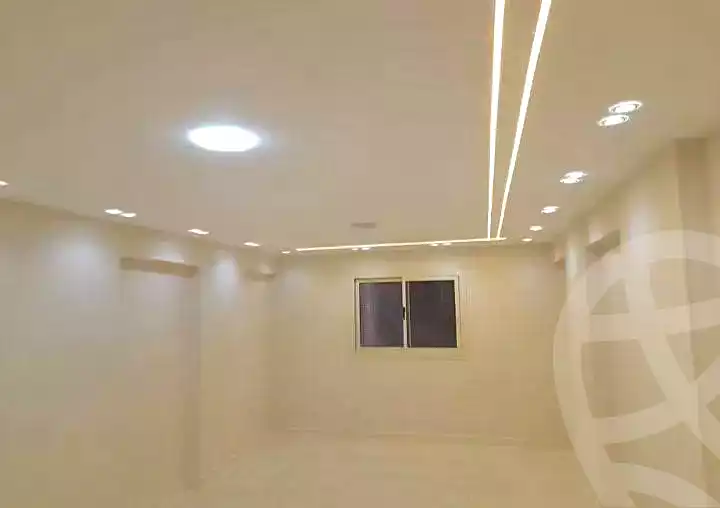 https://aqarmap.com.eg/ar/listing/7342165-for-sale-alexandria-al-agamy-lbytsh-al-kaada-st