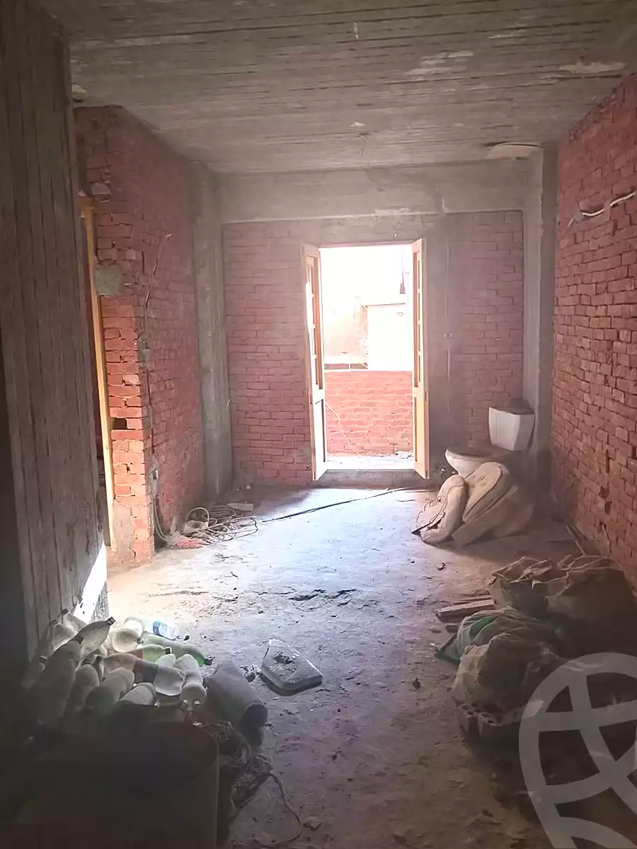 https://aqarmap.com.eg/ar/listing/7342233-for-sale-alexandria-al-agamy-el-hanouvel-radwan-st