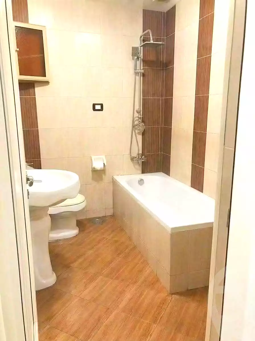 https://aqarmap.com.eg/en/listing/7342290-for-sale-alexandria-lsywf-el-falki