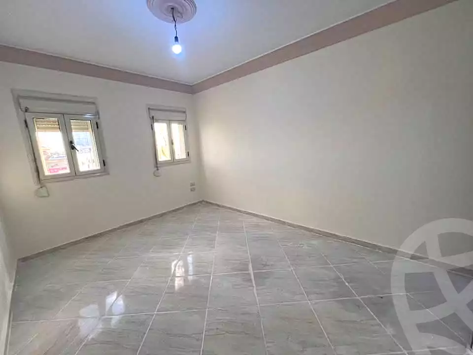 https://aqarmap.com.eg/ar/listing/7342407-for-sale-alexandria-moharram-bey