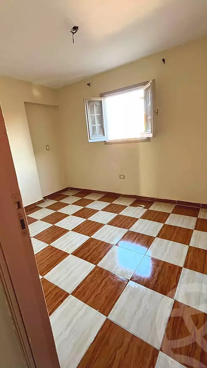 https://aqarmap.com.eg/ar/listing/7342589-for-sale-alexandria-alhadara-new-el-hadra