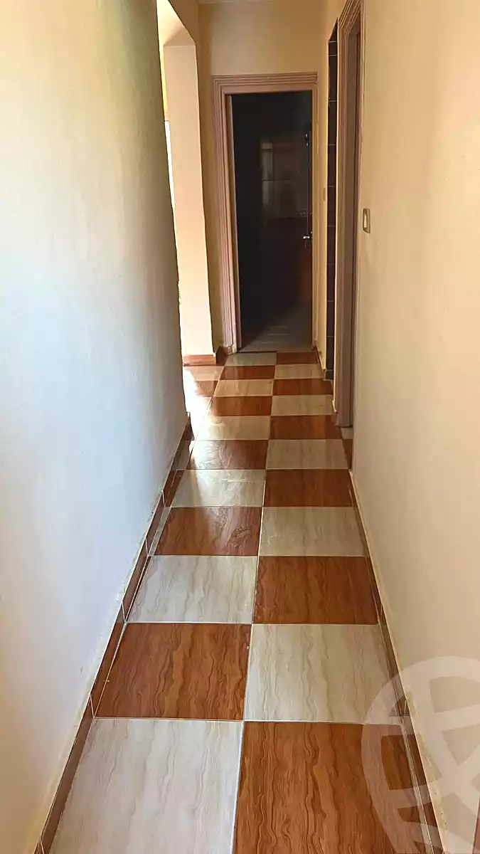 https://aqarmap.com.eg/ar/listing/7342589-for-sale-alexandria-alhadara-new-el-hadra