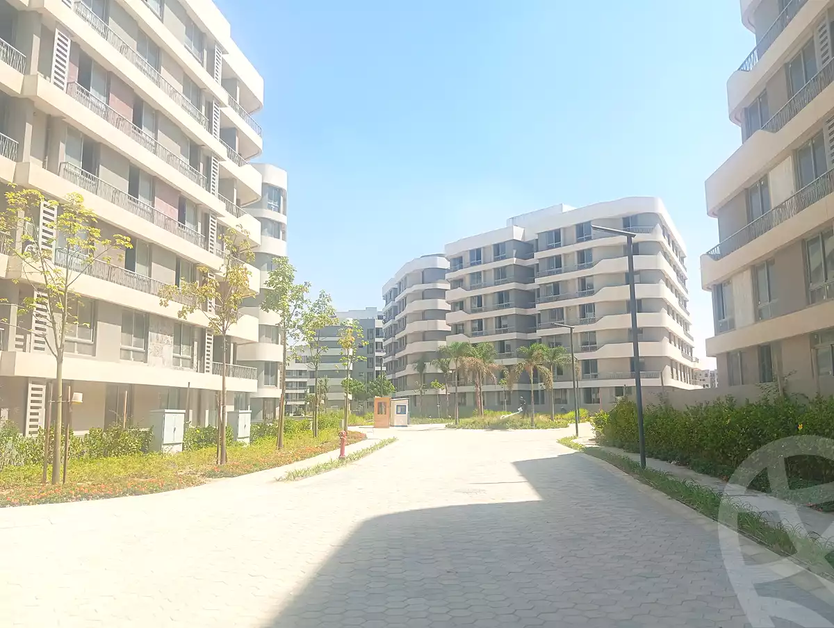 https://aqarmap.com.eg/ar/listing/7070040-for-sale-cairo-new-cairo-lmstqbl-syty-compounds-bloomfields