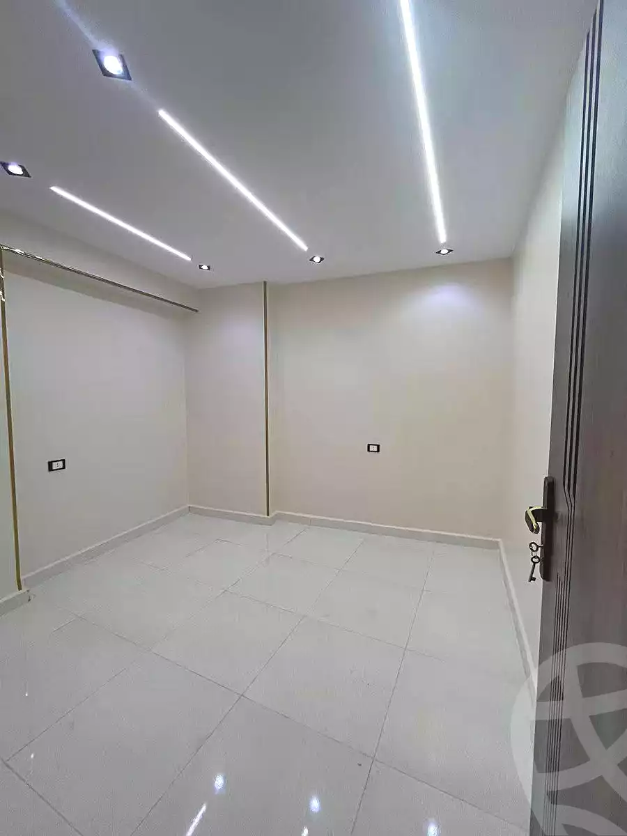 https://aqarmap.com.eg/en/listing/7342758-for-sale-cairo-elnozha-Streettt-27