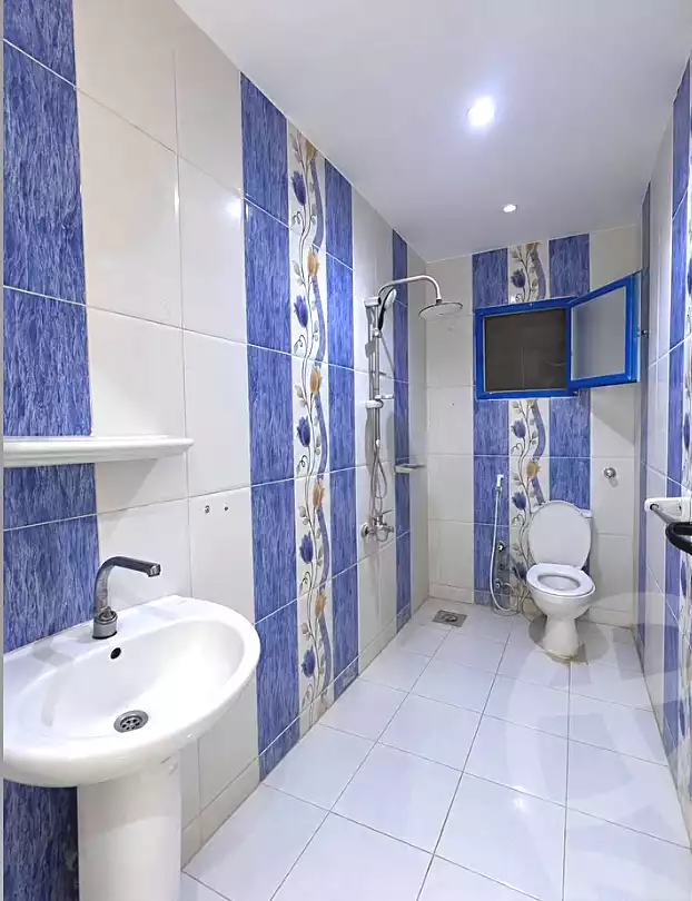 https://aqarmap.com.eg/en/listing/7342902-for-sale-alexandria-al-agamy-lbytsh