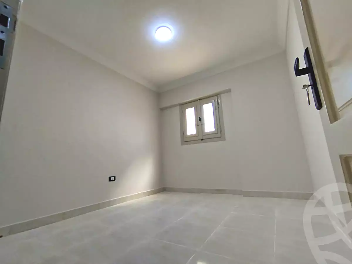 https://aqarmap.com.eg/en/listing/7342894-for-sale-alexandria-al-agamy-shataa-el-nakheel