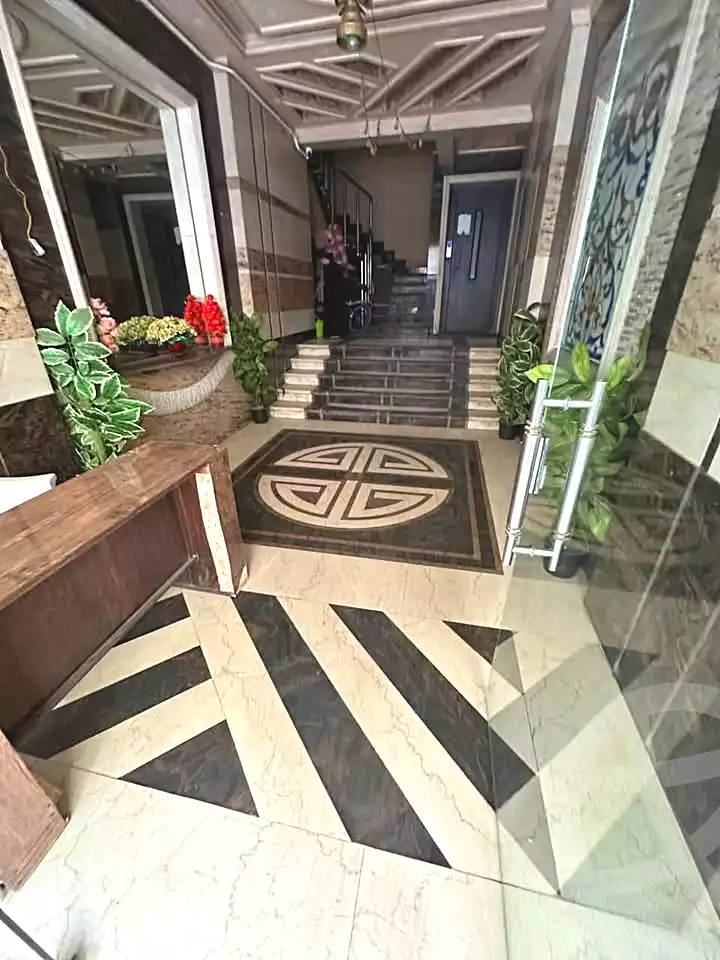 https://aqarmap.com.eg/ar/listing/7342940-for-sale-alexandria-sydy-bshr-sydy-bshr-bhry-khalil-hamada-st