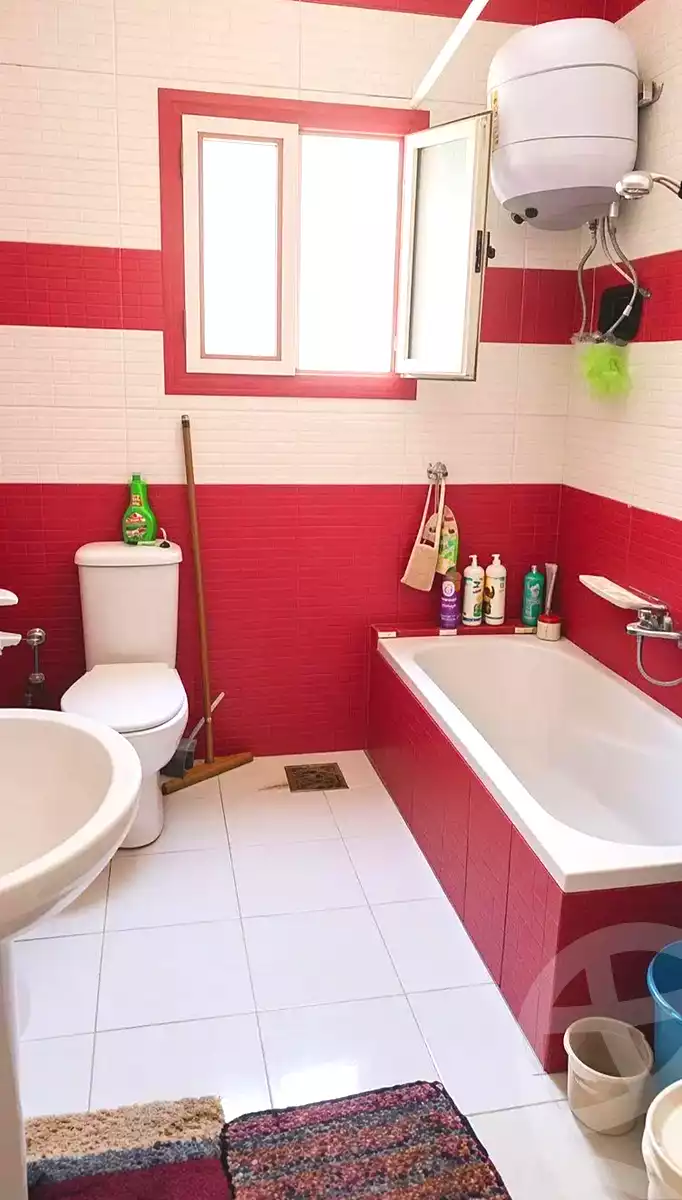 https://aqarmap.com.eg/ar/listing/7342948-for-sale-alexandria-lsywf-el-seyouf-bahri