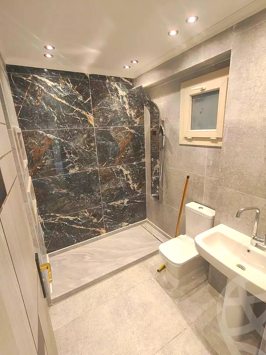 https://aqarmap.com.eg/ar/listing/7342980-for-sale-alexandria-el-mandara-tryq-ljysh