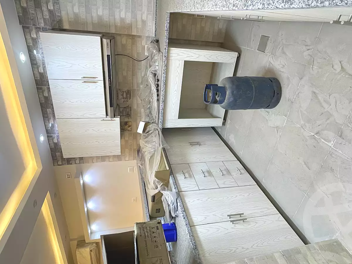 https://aqarmap.com.eg/ar/listing/7342895-for-sale-cairo-el-zaytun-hlmy-lzytwn-ibn-el-hakam-sq