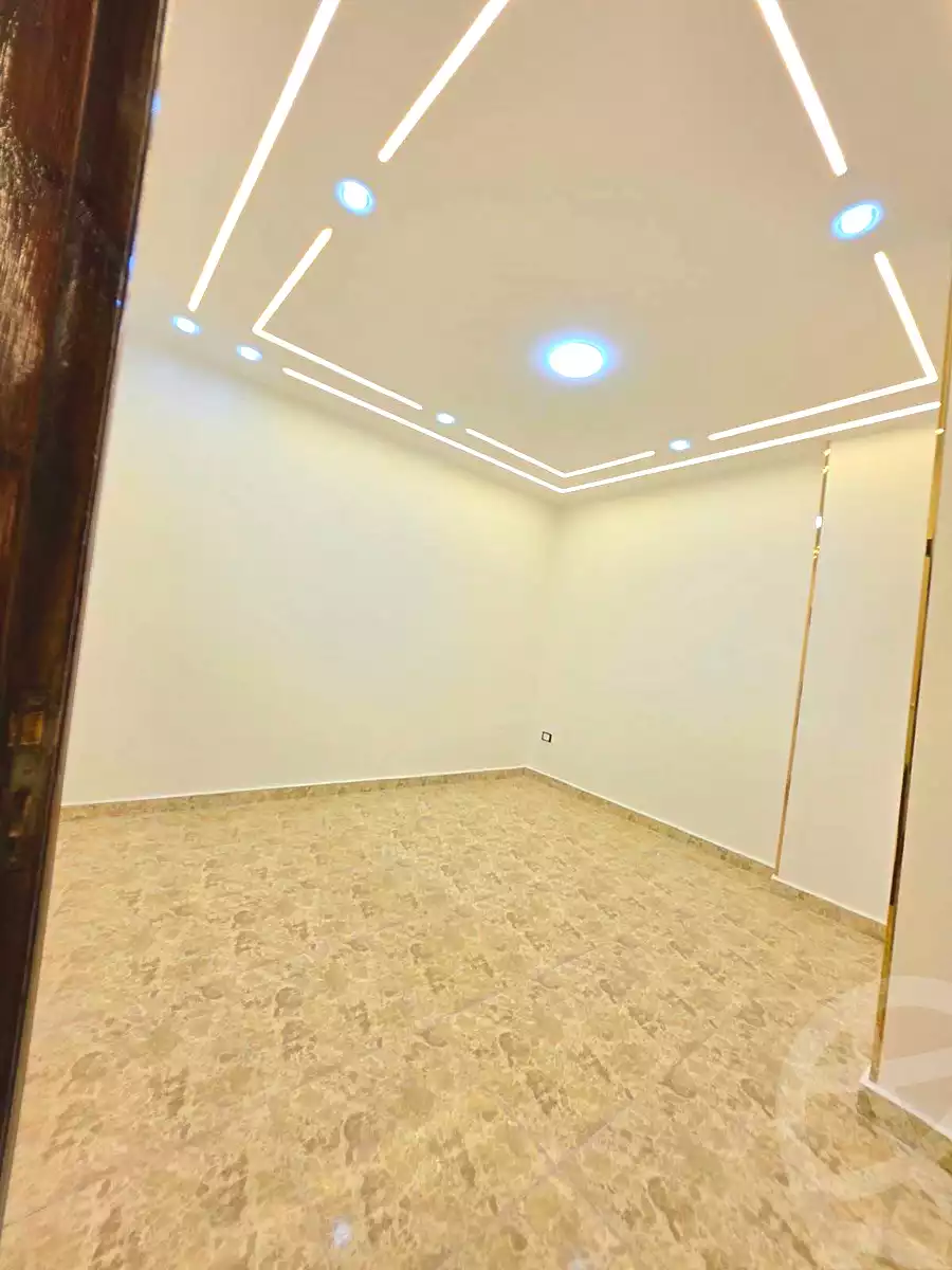 https://aqarmap.com.eg/ar/listing/7343028-for-sale-alexandria-sydy-bshr-sydy-bshr-bhry-shr-khld-bn-lwlyd