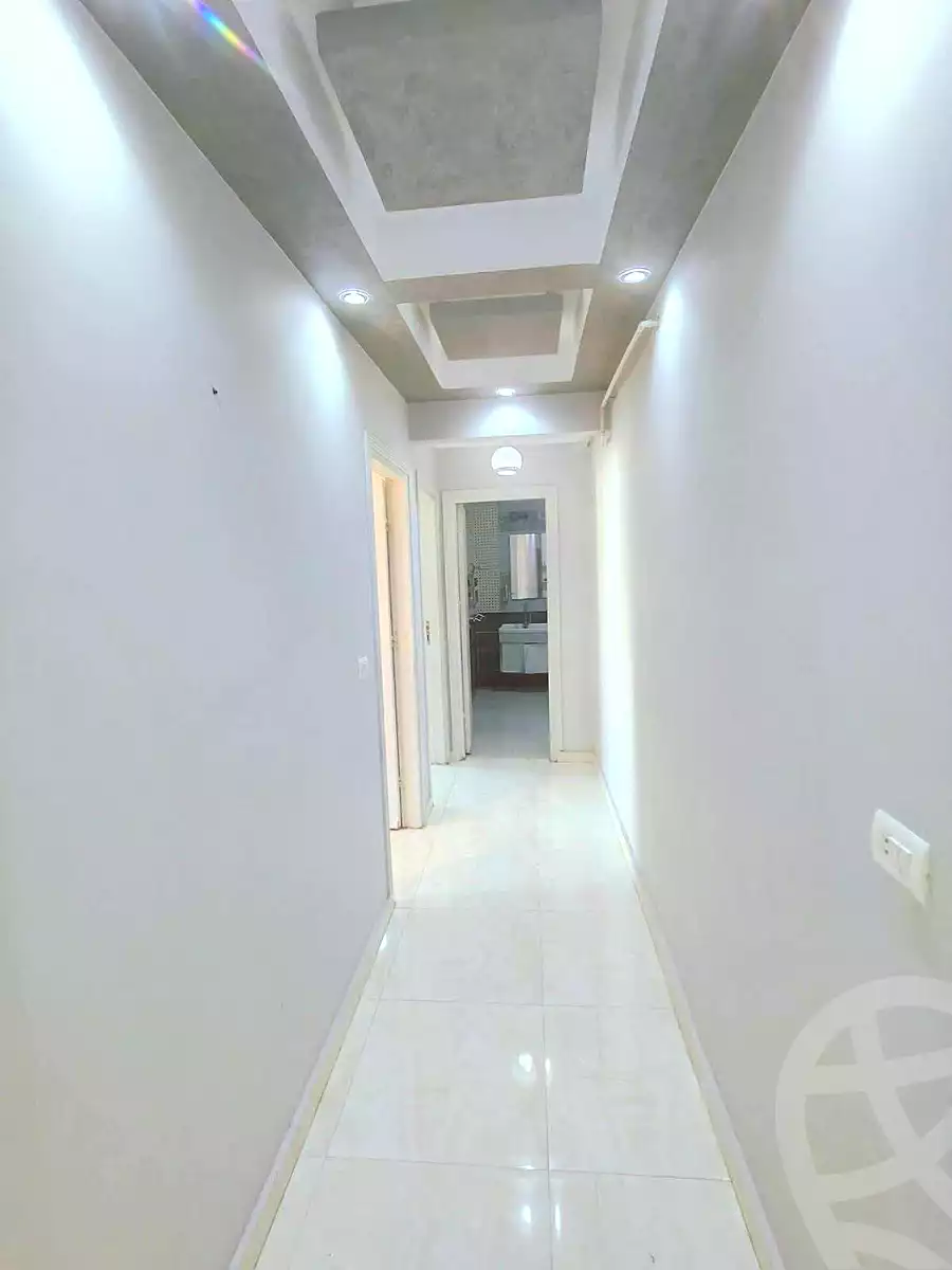 https://aqarmap.com.eg/ar/listing/7343035-for-sale-alexandria-sydy-bshr-sydy-bshr-bhry-shr-mhmwd-l-yswy