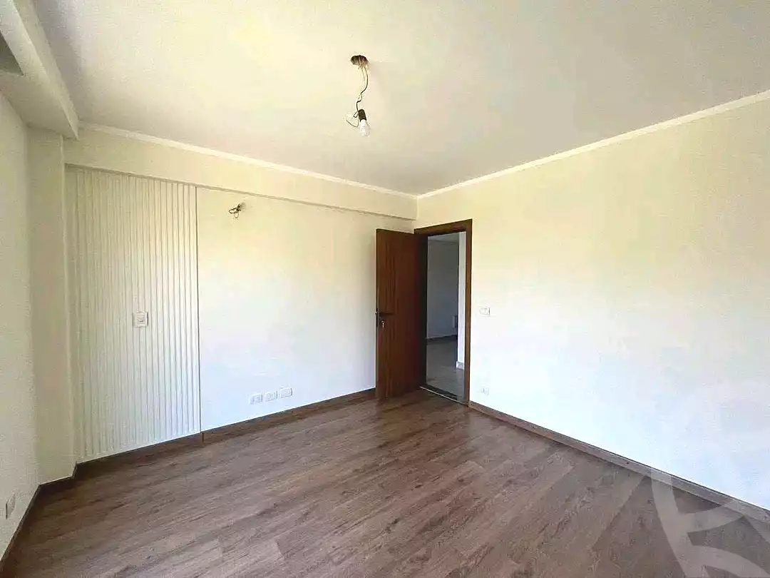 https://aqarmap.com.eg/ar/listing/7343248-for-sale-cairo-new-cairo-compounds-mayan-compound-stm