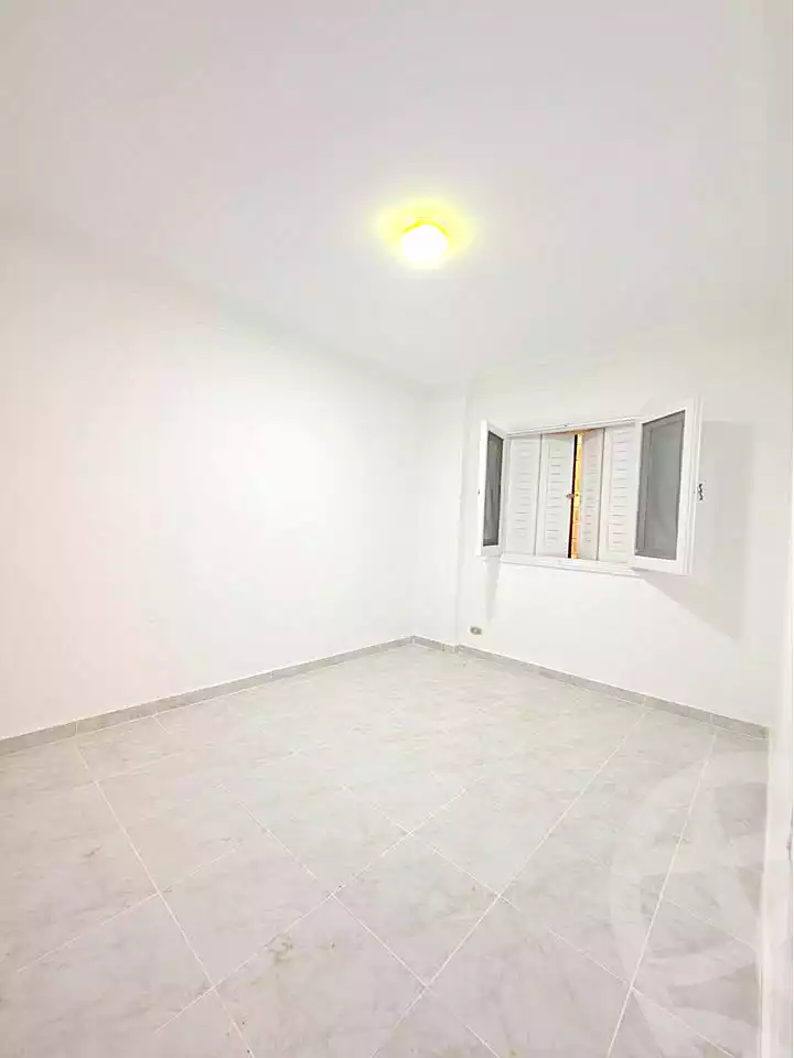 https://aqarmap.com.eg/en/listing/7343278-for-sale-alexandria-al-agamy-shataa-el-nakheel