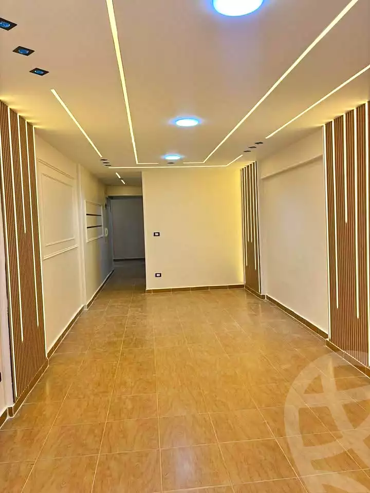 https://aqarmap.com.eg/ar/listing/7343296-for-sale-alexandria-el-asafra-shr-45