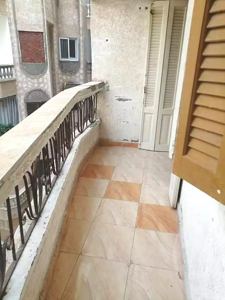 https://aqarmap.com.eg/ar/listing/7343427-for-sale-alexandria-al-agamy-el-hanouvel-al-asdakaa-st