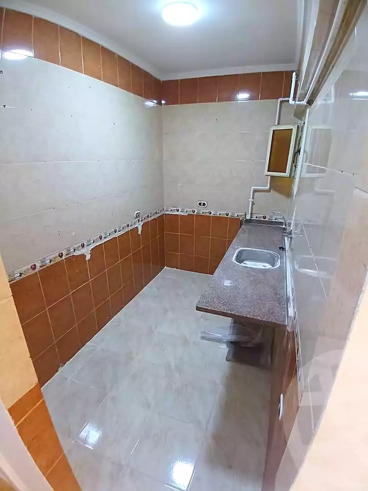 https://aqarmap.com.eg/ar/listing/7343609-for-sale-alexandria-sydy-bshr-sydy-bshr-bhry