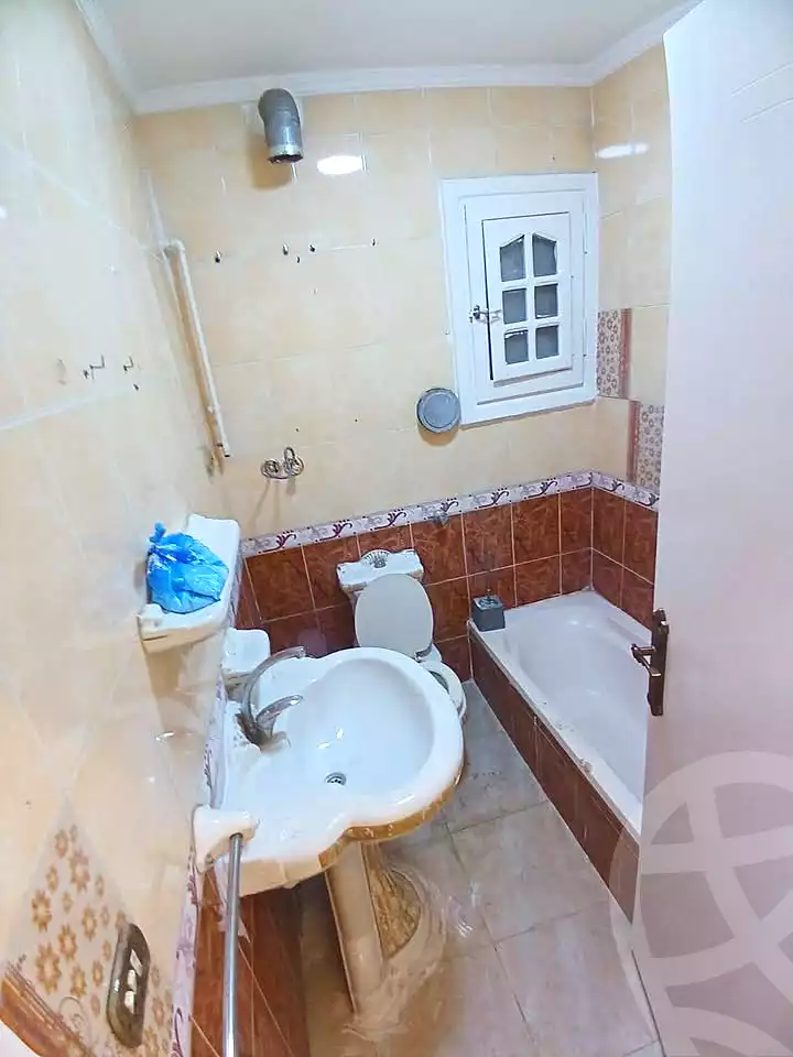 https://aqarmap.com.eg/ar/listing/7343609-for-sale-alexandria-sydy-bshr-sydy-bshr-bhry