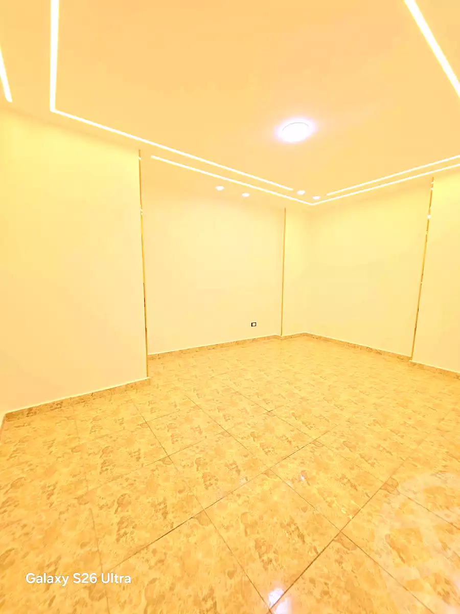 https://aqarmap.com.eg/en/listing/7343957-for-sale-alexandria-sydy-bshr-sydy-bshr-bhry-shr-khld-bn-lwlyd
