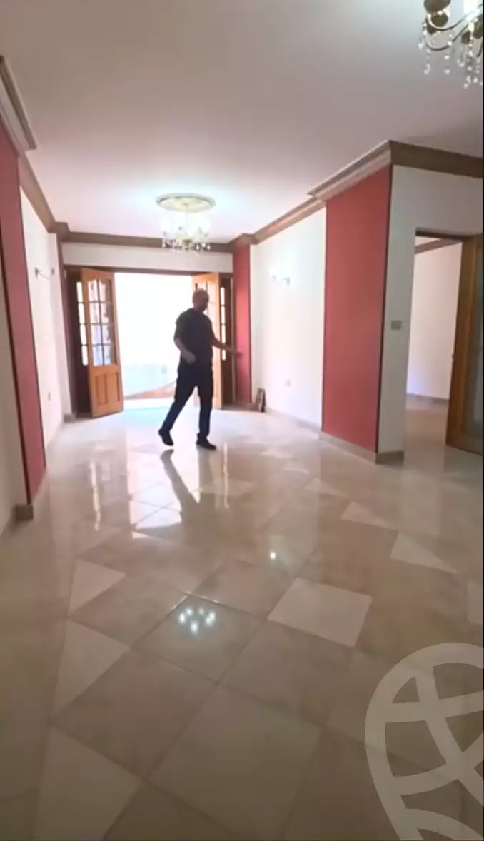 https://aqarmap.com.eg/en/listing/7345046-for-sale-cairo-ain-shams-jsr-lswys