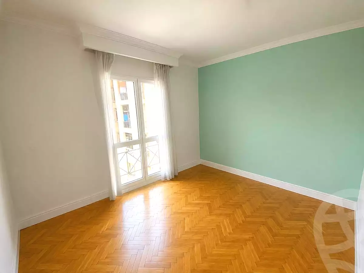 https://aqarmap.com.eg/ar/listing/7345213-for-sale-cairo-new-cairo-lrhb-city-phase-2-saed-ibn-mouaaz-st