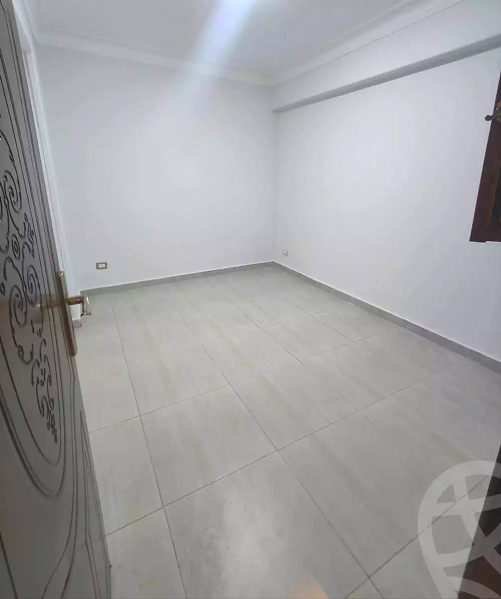 https://aqarmap.com.eg/en/listing/7345639-for-sale-alexandria-lsywf-el-falki