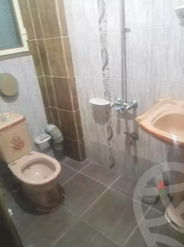 https://aqarmap.com.eg/ar/listing/7345796-for-sale-alexandria-el-asafra-shr-45