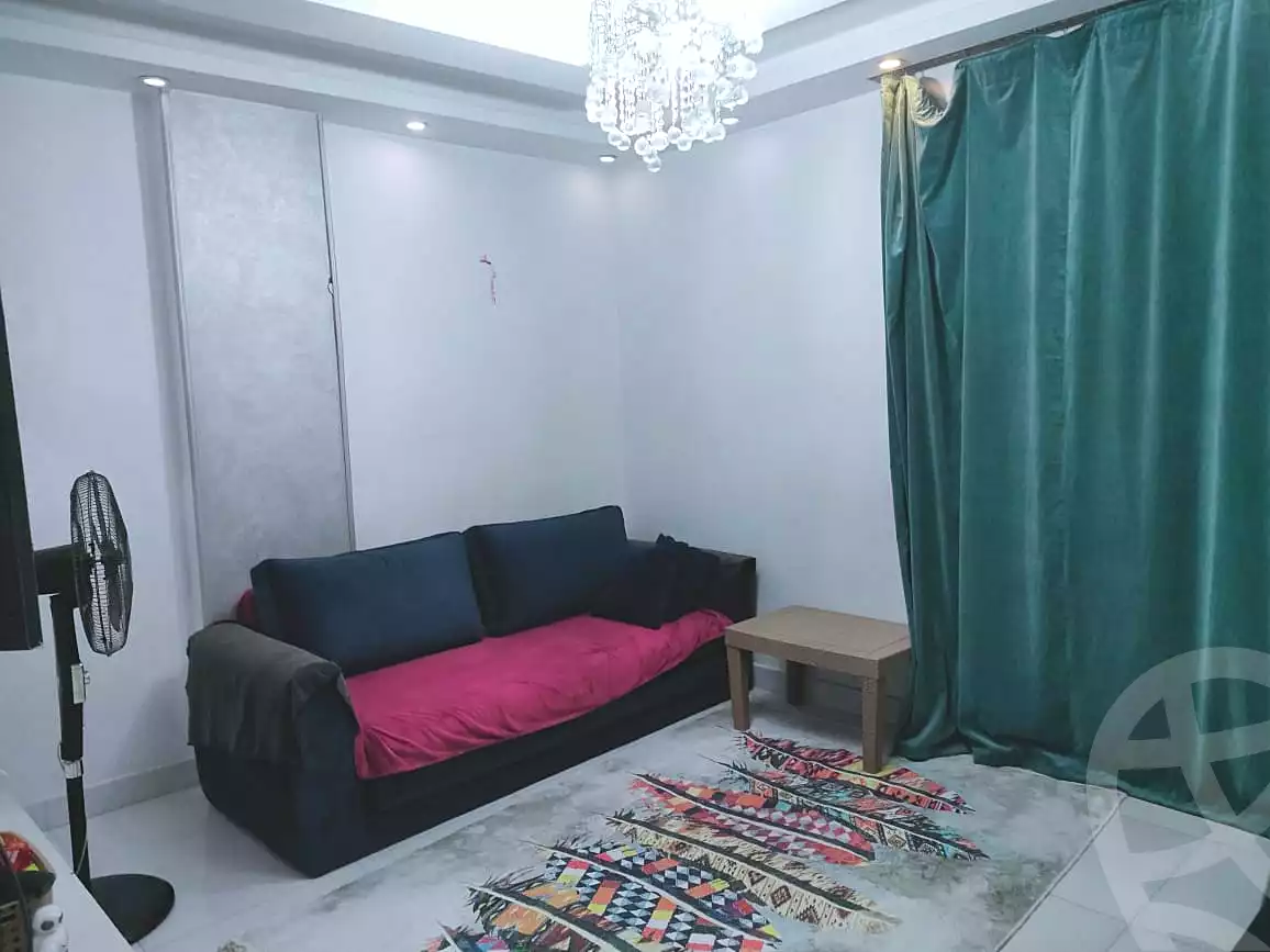 https://aqarmap.com.eg/en/listing/7346306-for-sale-cairo-el-haram-el-lebeny-kamel-elmahroky-st