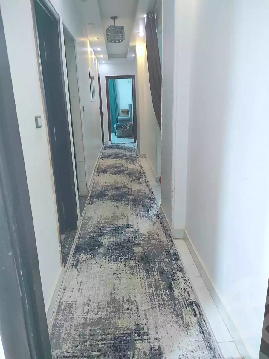 https://aqarmap.com.eg/en/listing/7346306-for-sale-cairo-el-haram-el-lebeny-kamel-elmahroky-st