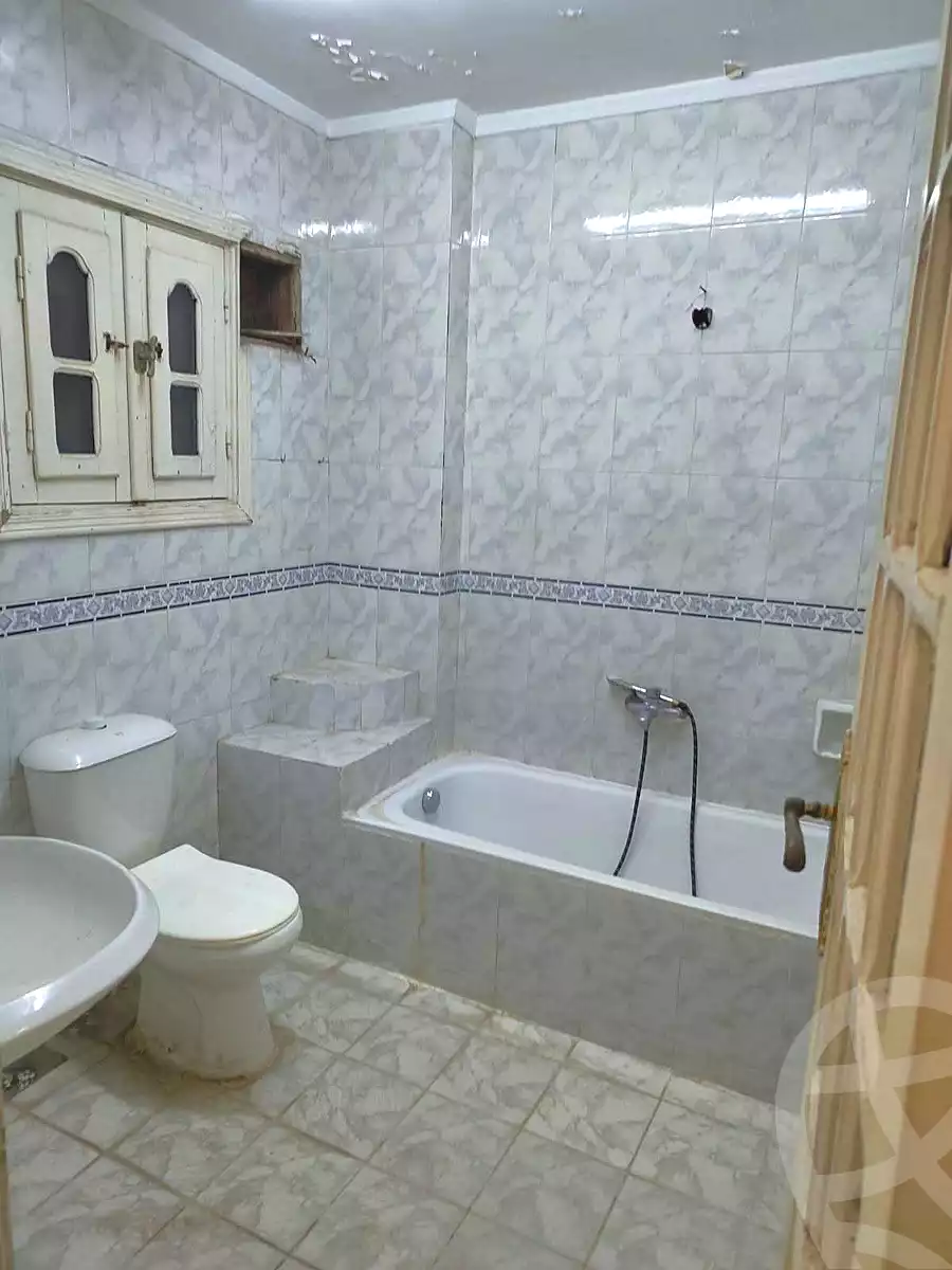 https://aqarmap.com.eg/en/listing/7346400-for-sale-cairo-helwan-zou-el-fekar-basha-st
