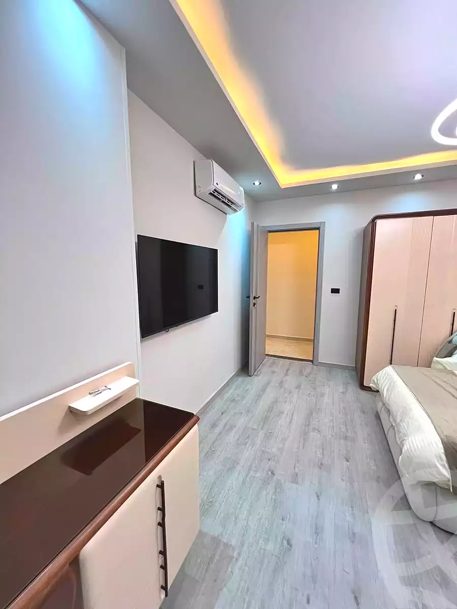 https://aqarmap.com.eg/ar/listing/7346650-for-sale-cairo-new-cairo-compounds-mwrd-fq-llttwyr