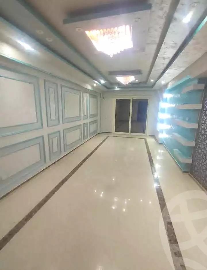 https://aqarmap.com.eg/ar/listing/7346960-for-rent-alexandria-new-miami-eskot