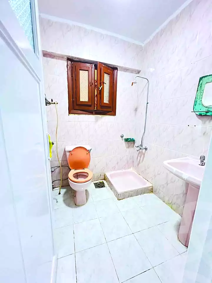https://aqarmap.com.eg/en/listing/7347123-for-sale-alexandria-al-agamy-shataa-el-nakheel