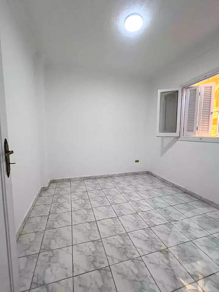 https://aqarmap.com.eg/ar/listing/7347170-for-sale-alexandria-al-agamy-shataa-el-nakheel