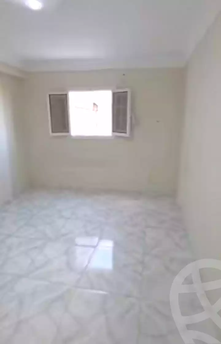 https://aqarmap.com.eg/ar/listing/7347257-for-sale-alexandria-new-miami-eskot
