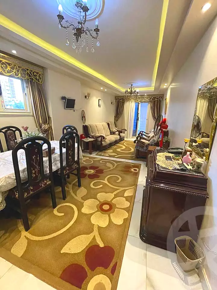 https://aqarmap.com.eg/ar/listing/7347299-for-sale-alexandria-ganaklis
