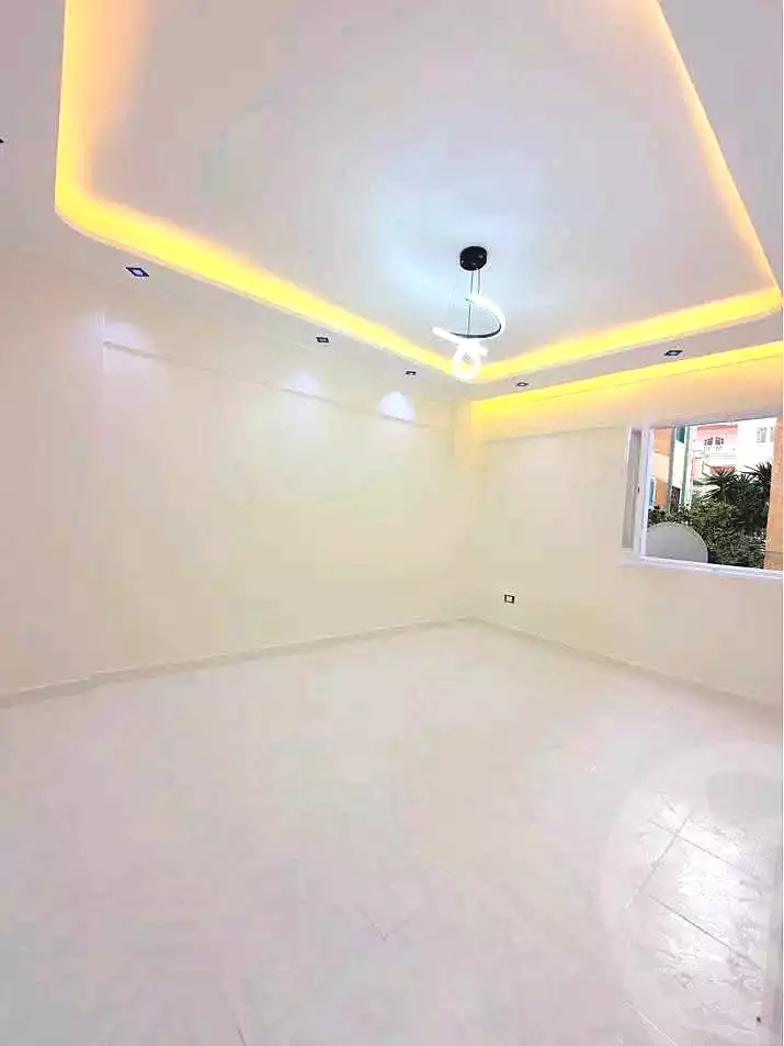 https://aqarmap.com.eg/ar/listing/7347418-for-sale-alexandria-al-agamy-shataa-el-nakheel