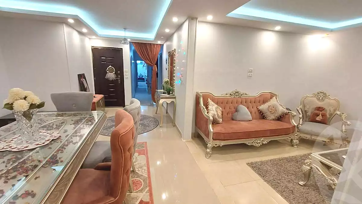 https://aqarmap.com.eg/en/listing/7348681-for-sale-cairo-helwan-hadayek-helwan-nile-corniche-st