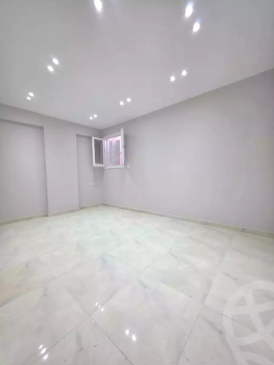 https://aqarmap.com.eg/ar/listing/7348803-for-sale-alexandria-fyktwry-shr-jml-bd-lnsr