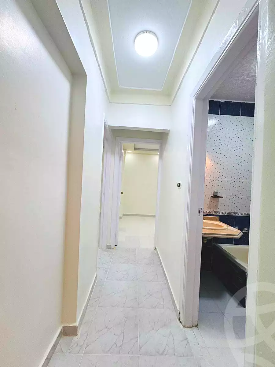 https://aqarmap.com.eg/ar/listing/7348820-for-sale-alexandria-al-agamy-shataa-el-nakheel