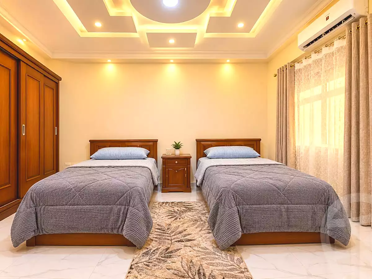 https://aqarmap.com.eg/ar/listing/7348922-for-rent-cairo-6th-of-october-garb-someed-neighborhood-10th-makkah-al-mokarama-st