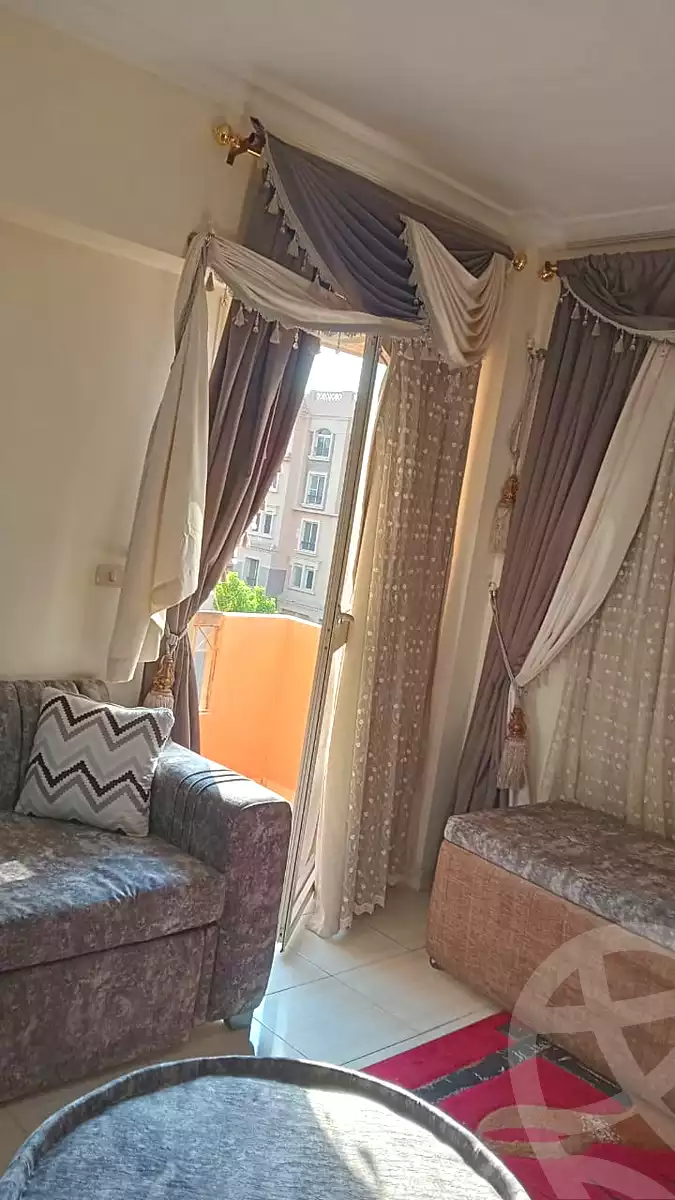 https://aqarmap.com.eg/ar/listing/7348936-for-rent-cairo-6th-of-october-hadaeq-october-compounds-italian-square