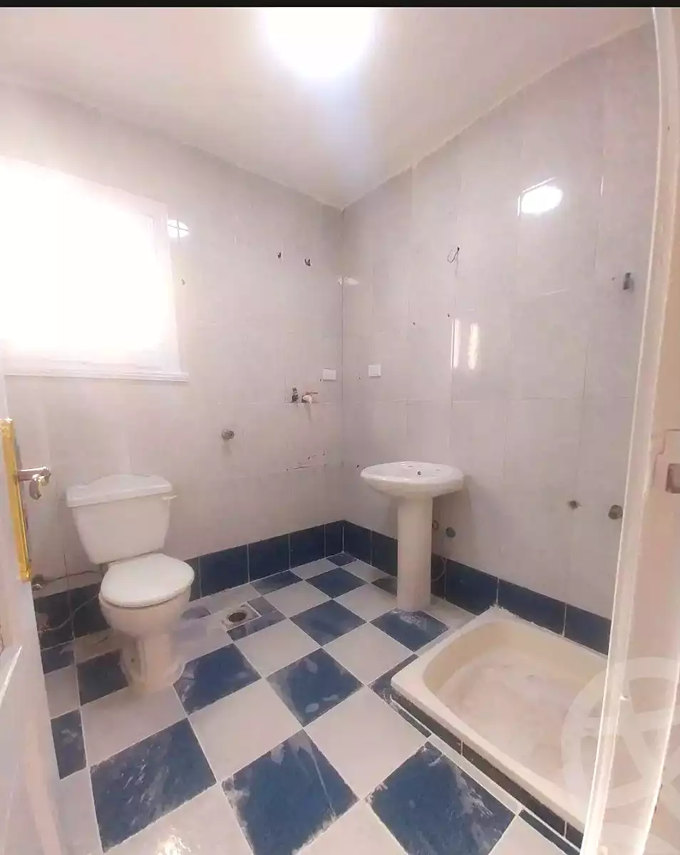 https://aqarmap.com.eg/ar/listing/7349765-for-sale-alexandria-al-agamy-shataa-el-nakheel