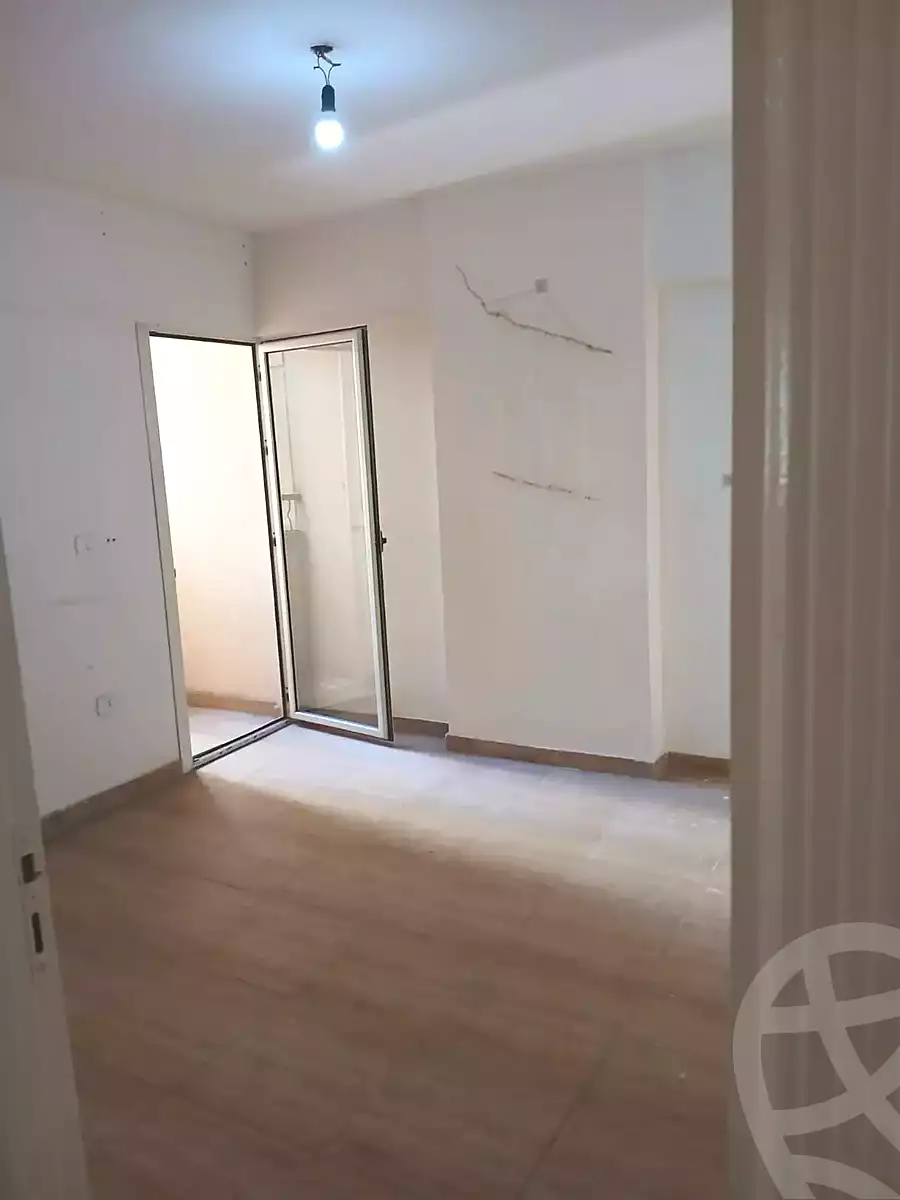 https://aqarmap.com.eg/en/listing/7350504-for-sale-alexandria-new-miami-compounds-new-miami