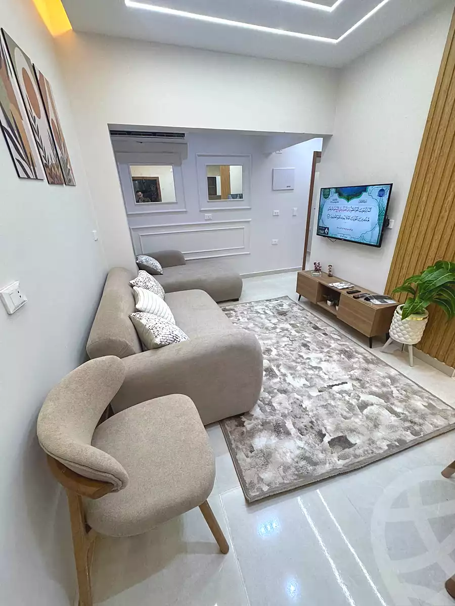 https://aqarmap.com.eg/ar/listing/7350560-for-rent-cairo-6th-of-october-el-ahyaa-neighborhood-1st-al-maahad