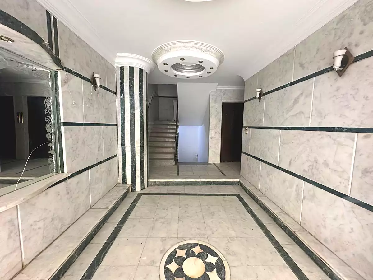 https://aqarmap.com.eg/ar/listing/7350601-for-sale-cairo-nasr-city-8th-zone-hammouda-mahmoud-st