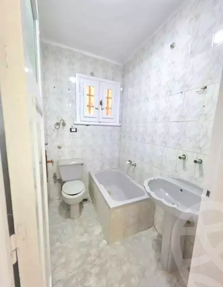 https://aqarmap.com.eg/en/listing/7350726-for-sale-alexandria-al-agamy-shataa-el-nakheel