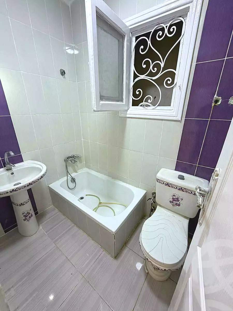 https://aqarmap.com.eg/ar/listing/7350738-for-sale-alexandria-al-agamy-shataa-el-nakheel-street-4