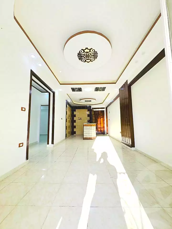 https://aqarmap.com.eg/ar/listing/7351102-for-sale-alexandria-al-agamy-shataa-el-nakheel